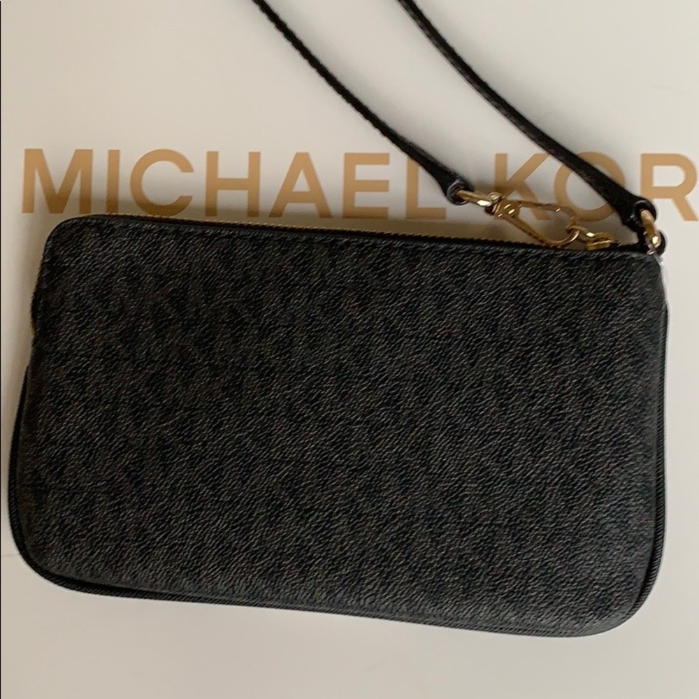 Michael Kors Jet Set Travel Lg Top Zip Wristlet - Picture 8 of 16